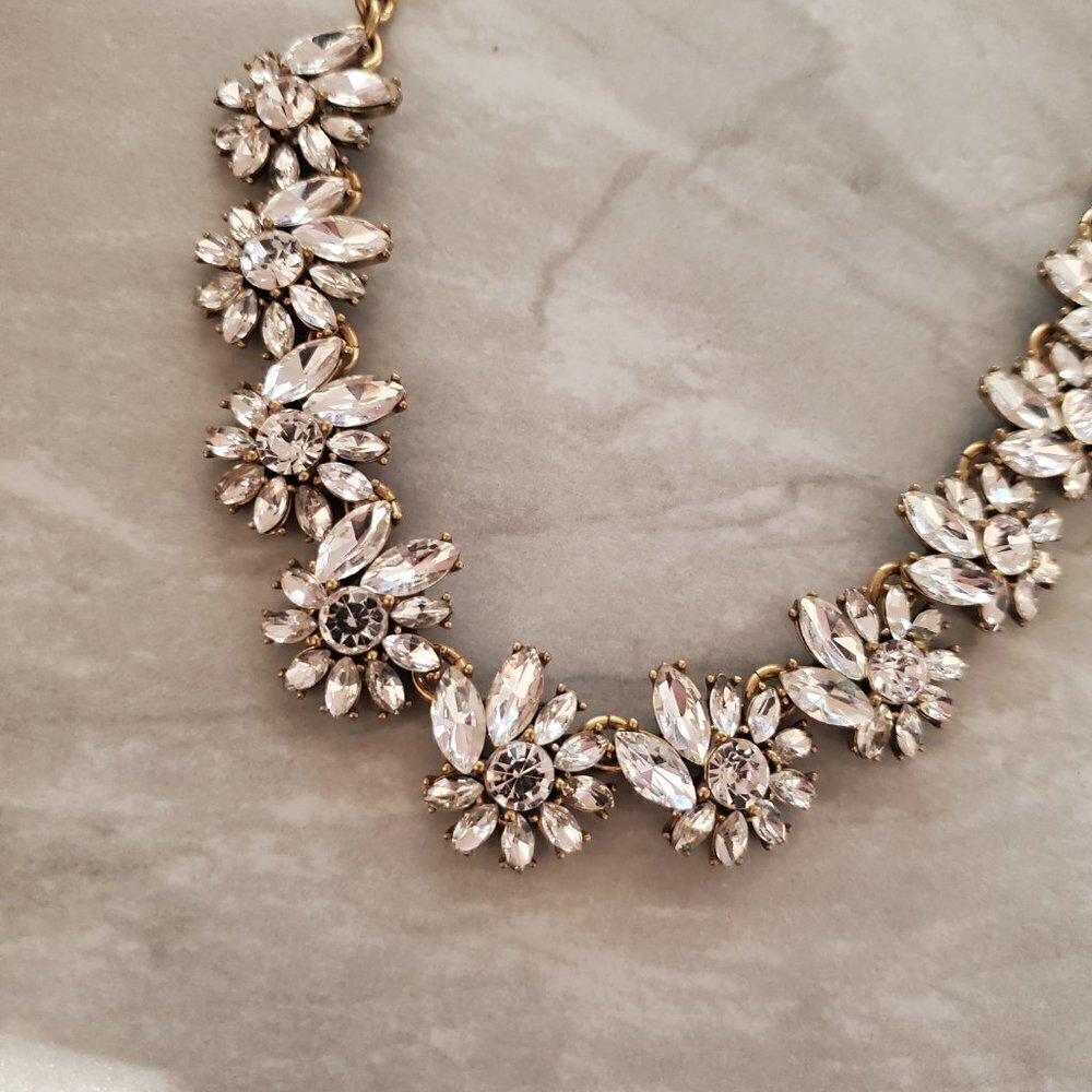 ✨ J.Crew Rhinestone Crystal Cluster Statement Bridal Wedding Necklace ✨ - Picture 7 of 16